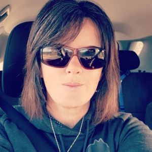 Meet your Posher, Corey